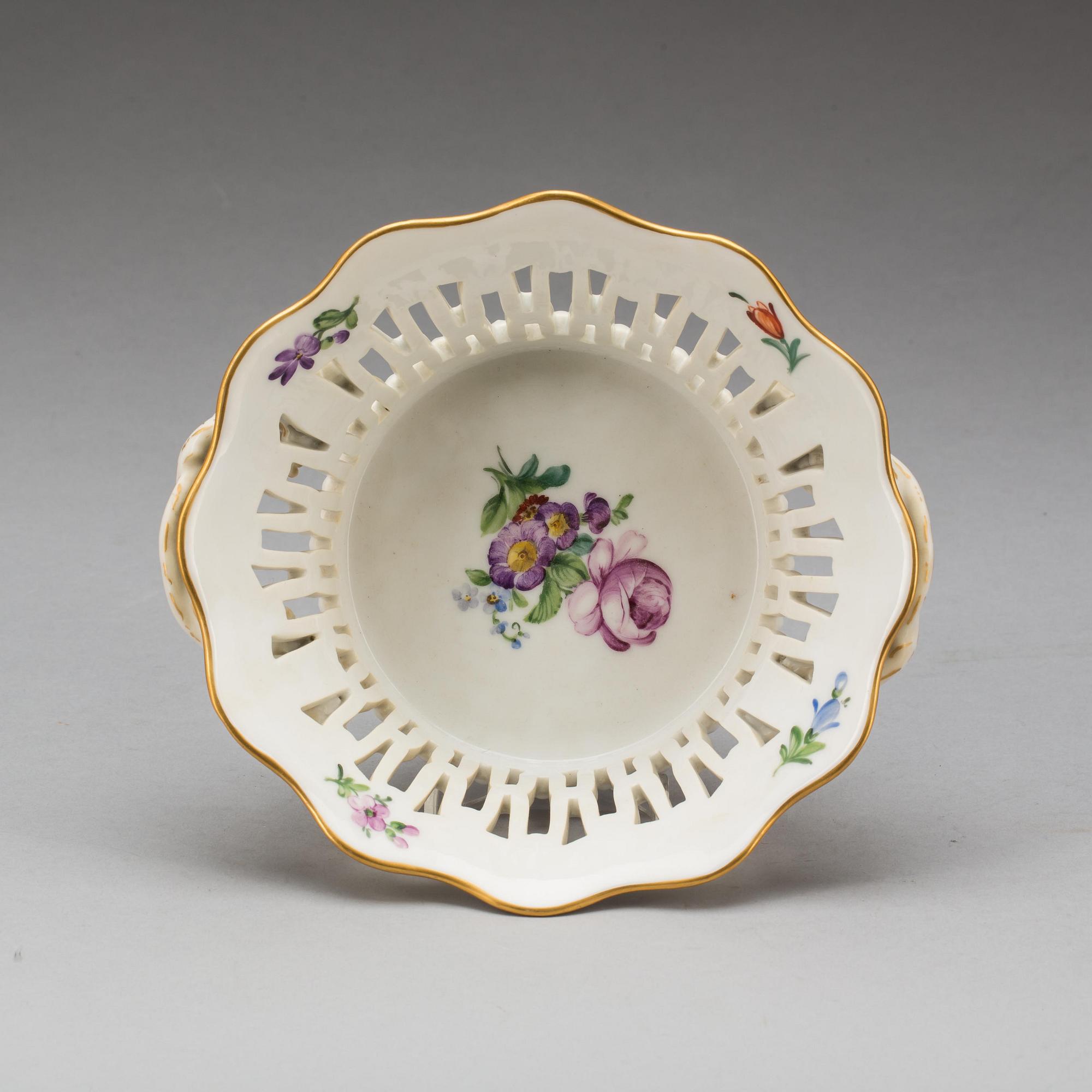 GALLERSKÅL, porslin. Royal Copenhagen. 1900-tal.