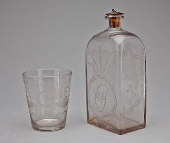 BRÄNNVINSKARAFF Samt GLAS, glas, 1800-talets första hälft.