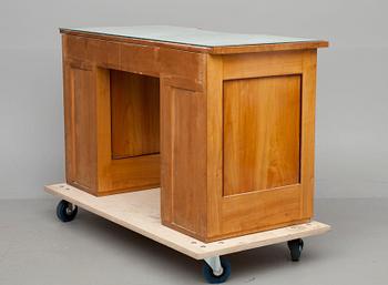 SKRIVBORD, jugend, 1900-talets början.