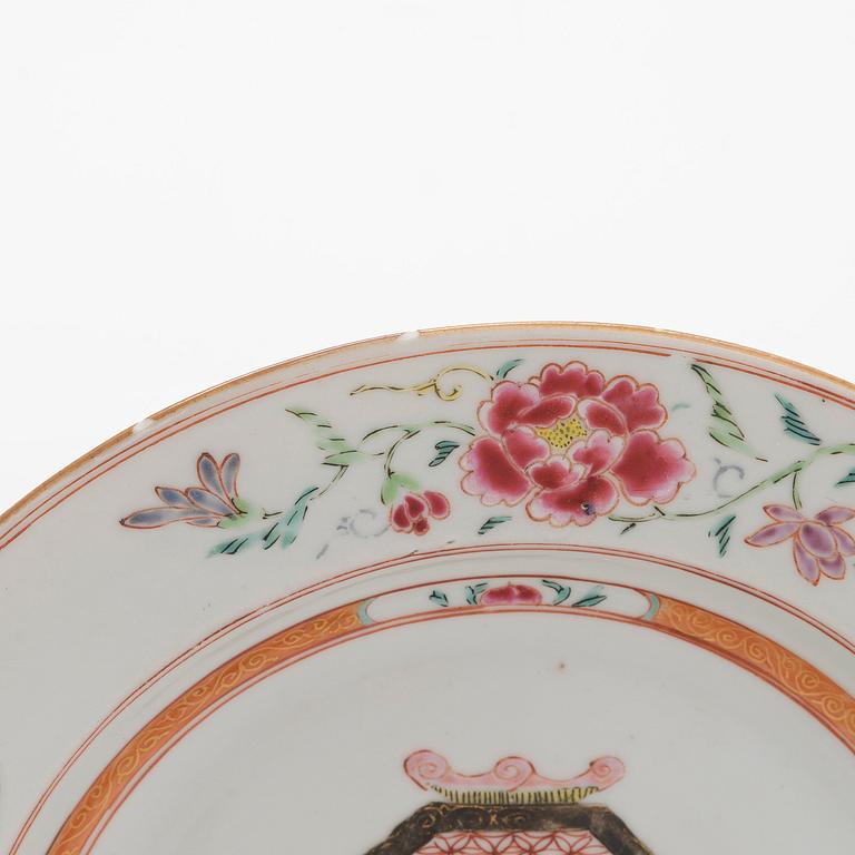 Nine Chinese porcelain dishes, Qing dynasty,  18th century and early 19th century.