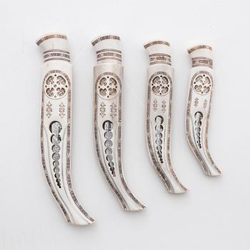 A case of four reindeer horn knives by Bertil Fällman, signed.