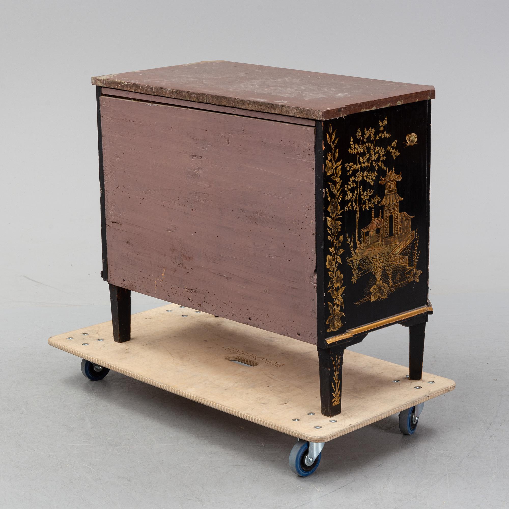 A 19th century gustavian style chest of drawers.