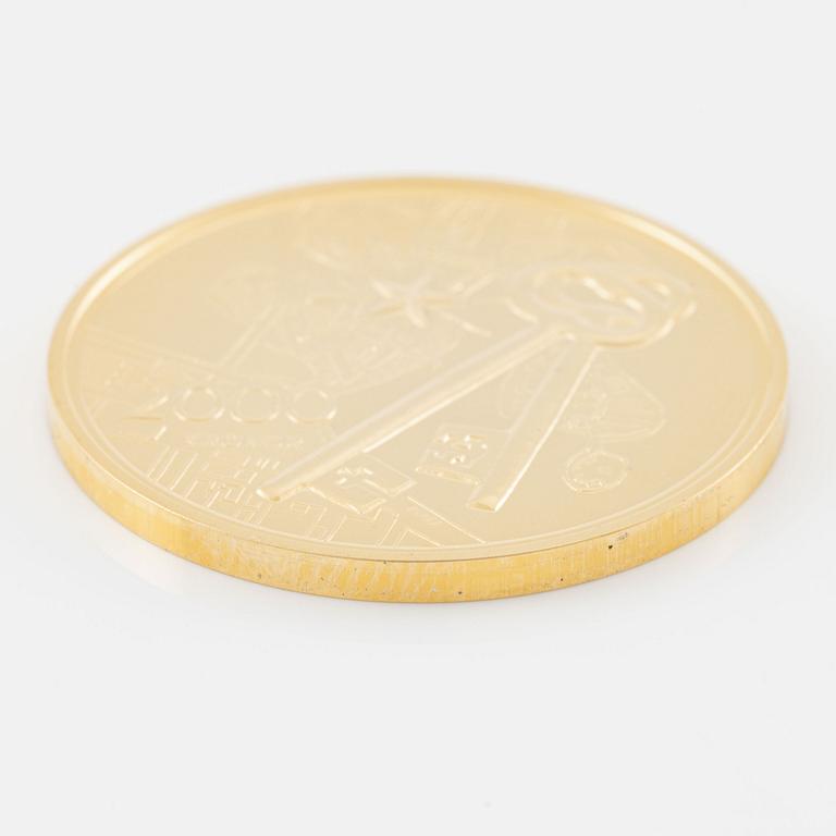 A Swedish commemorative goldcoin, 2004, 2000 kr.