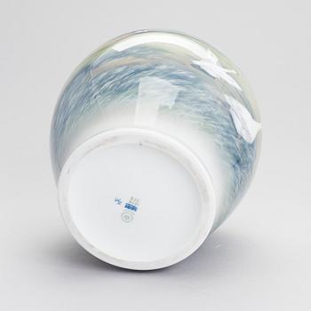 Vas, porslin Royal Copenhagen 1969-1974.
