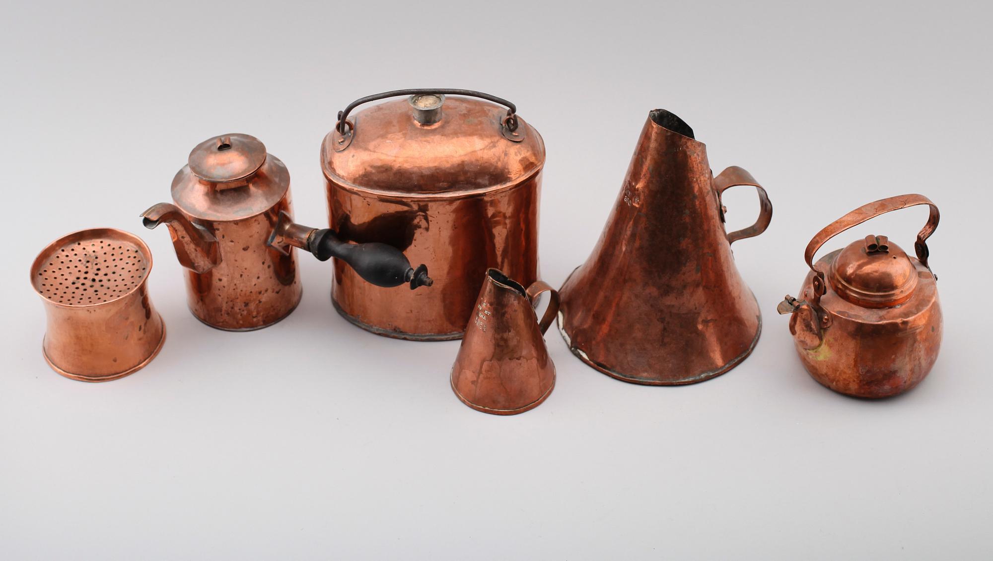 KOPPARFÖREMÅl, 5 delar, 1800-tal.