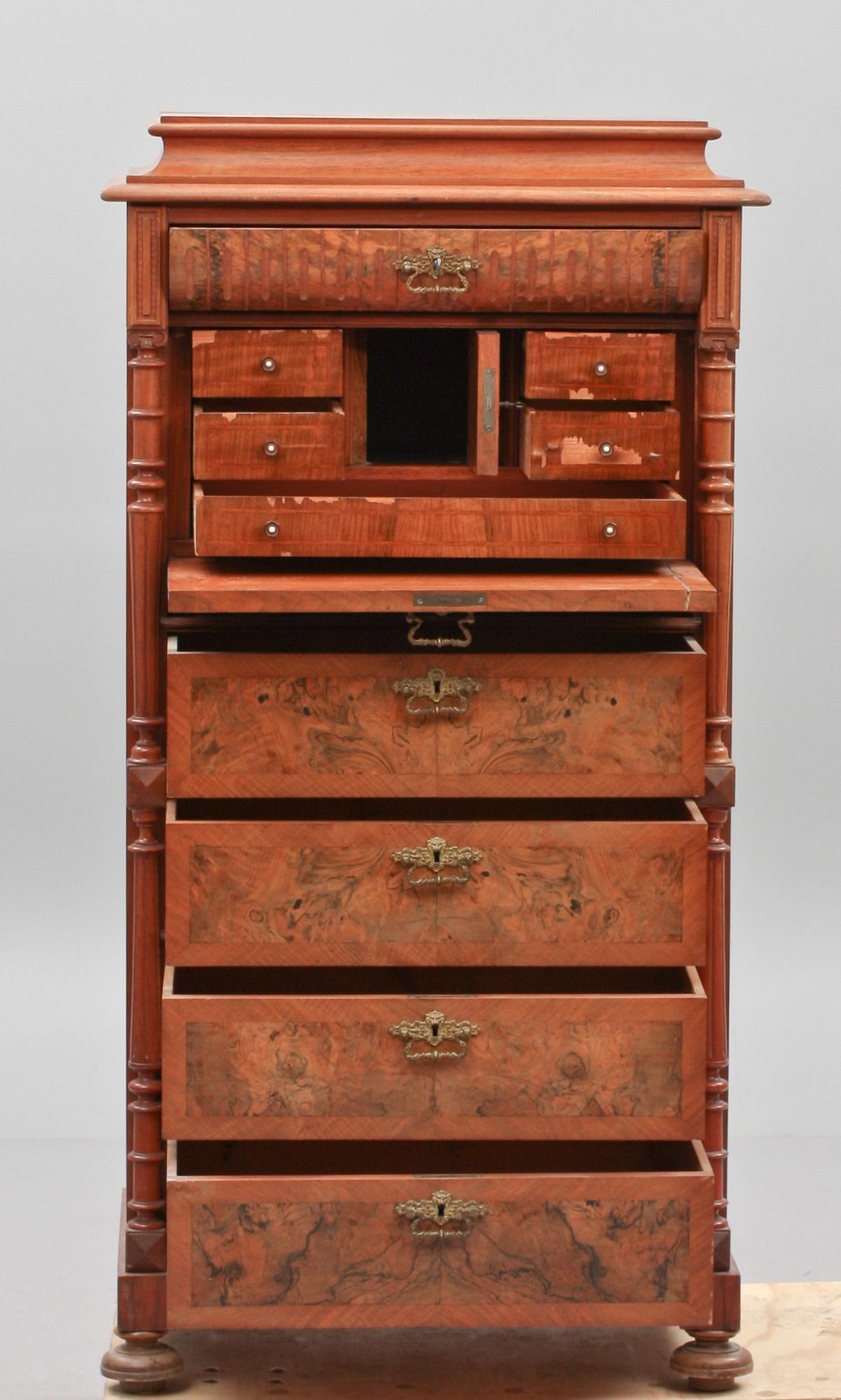 SKRIVBYRÅ, nyrenässans, 1800/1900-tal.