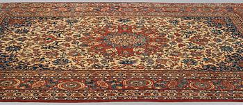 A CARPET, a semi-antique Esfahan, ca 334 x 237,5 cm.