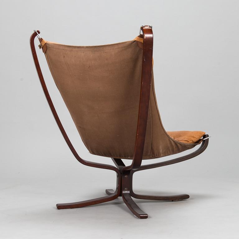 Sigurd Ressel, fåtölj, "Falcon chair", Vatne Möbler Norge 1970-tal.
