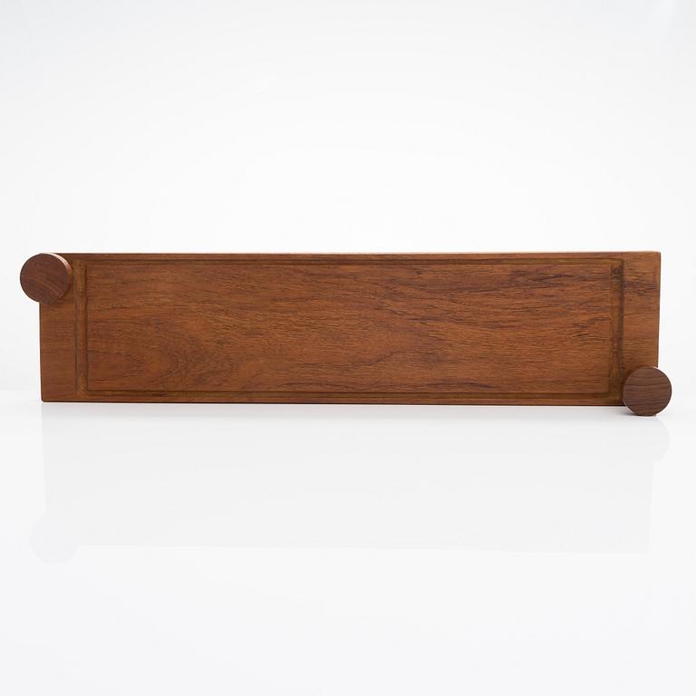 Bertel Gardberg, a serving board for Finnmade Gardberg, Norrmark handicraft.