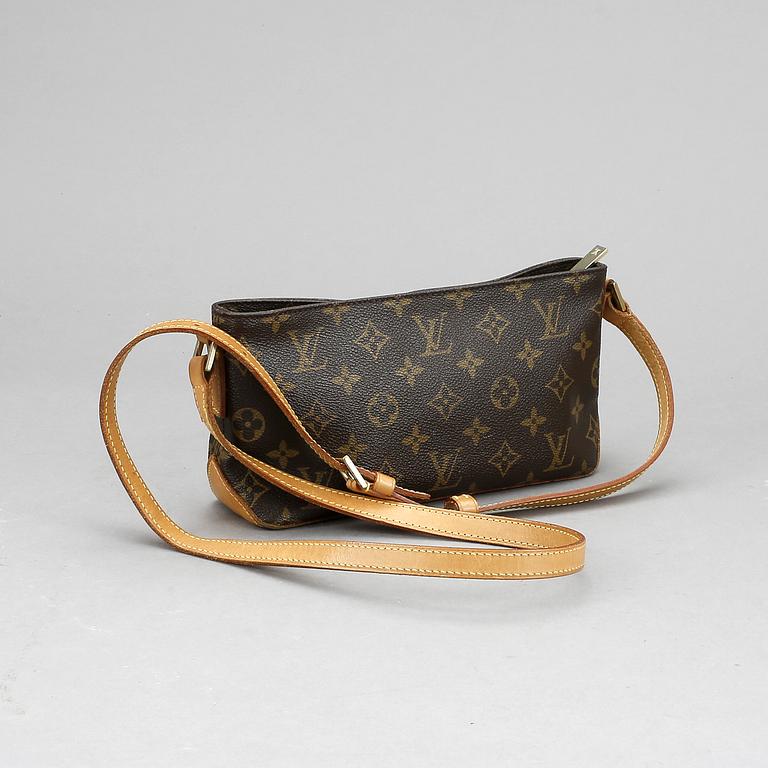 VÄSKA, Louis Vuitton.