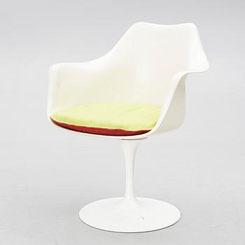 Eero Saarinen, A 'Tulip' armchair.