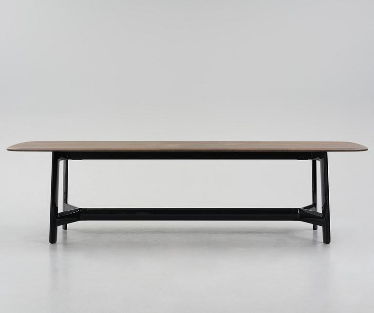 Antonio Citterio, an "Alex" dining table, B&B Italia, Italy, post 2017.