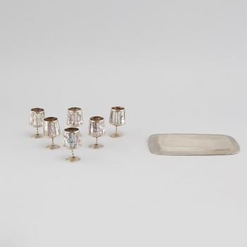Six liqeur glasses on a tray, mother of pearl and alpaca, Mexico, second half of the 20th century.