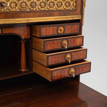 Sekretär, gustaviansk stil, 1900-talet första hälft.