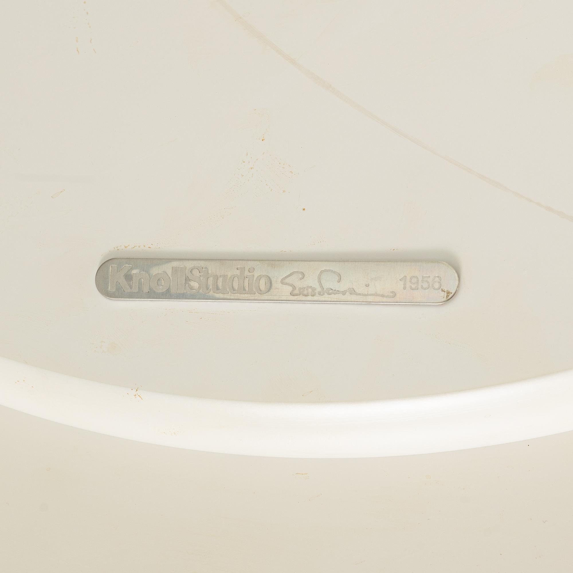 Eero Saarinen, matbord, "Tulip", Knoll Studio.