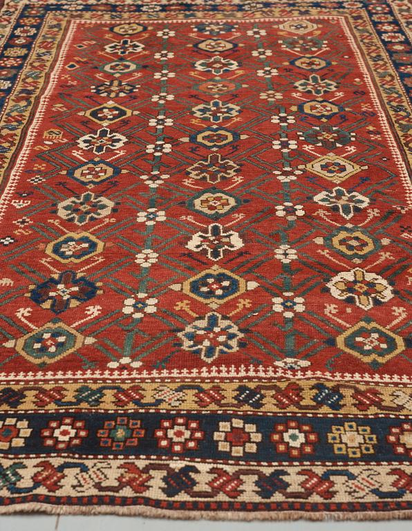 ANTIK KAUKAS. 242,5 x 133 cm.