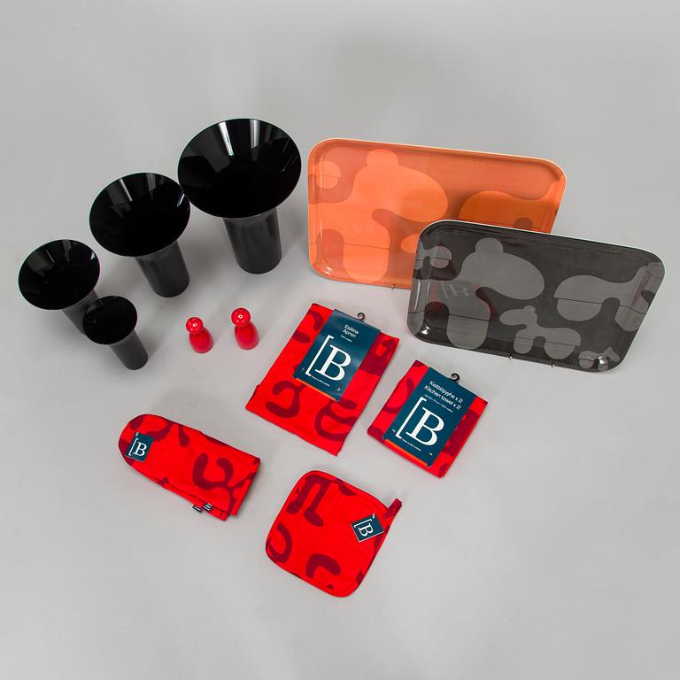 Eero Aarnio, erä kodintuotteita, 13 kpl, eri valmistajia.