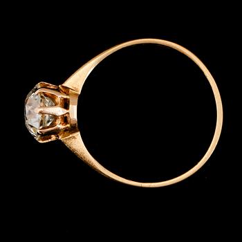 RING, 18K guld, solitär gammalslipad diamant ca 1.43 ct. svenska stämplar.