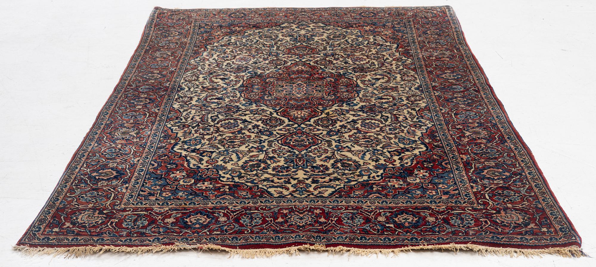 Carpet, oriental, approx. 205 x 130 cm.