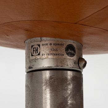 Arne Jacobsen, an 'Egg' lounge chair, Fritz Hansen, Denmark, 1965.