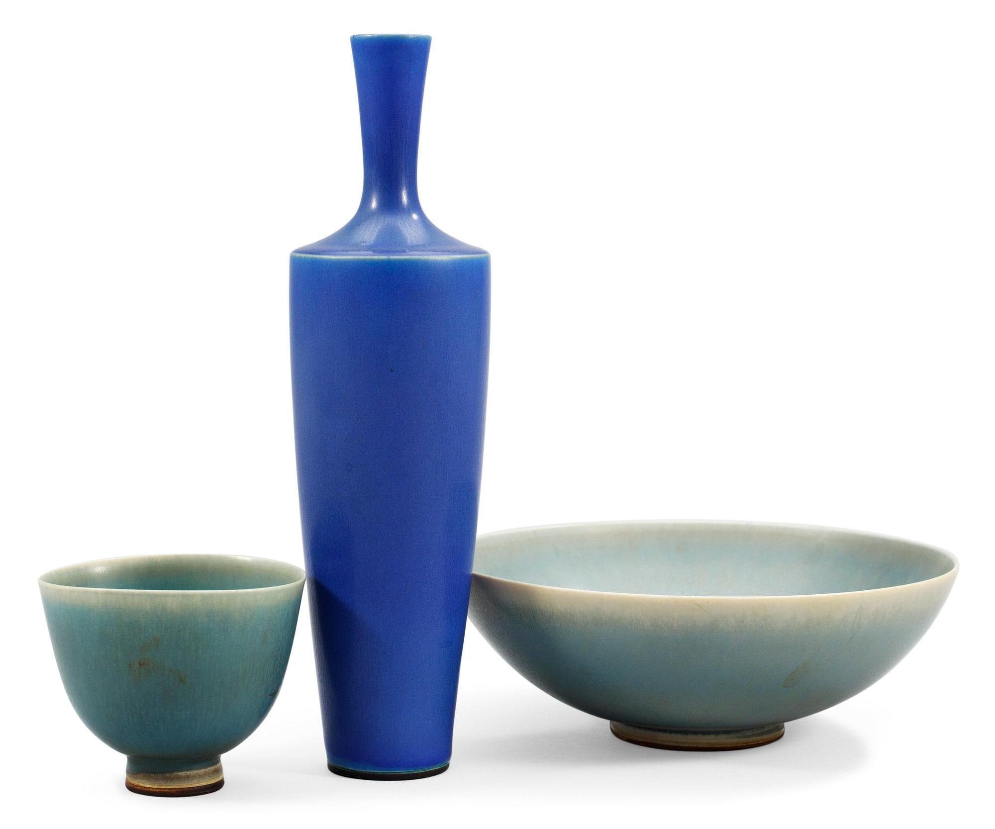 BERNDT FRIBERG, vas och 2 skålar, Gustavsberg studio 1950-60-tal.