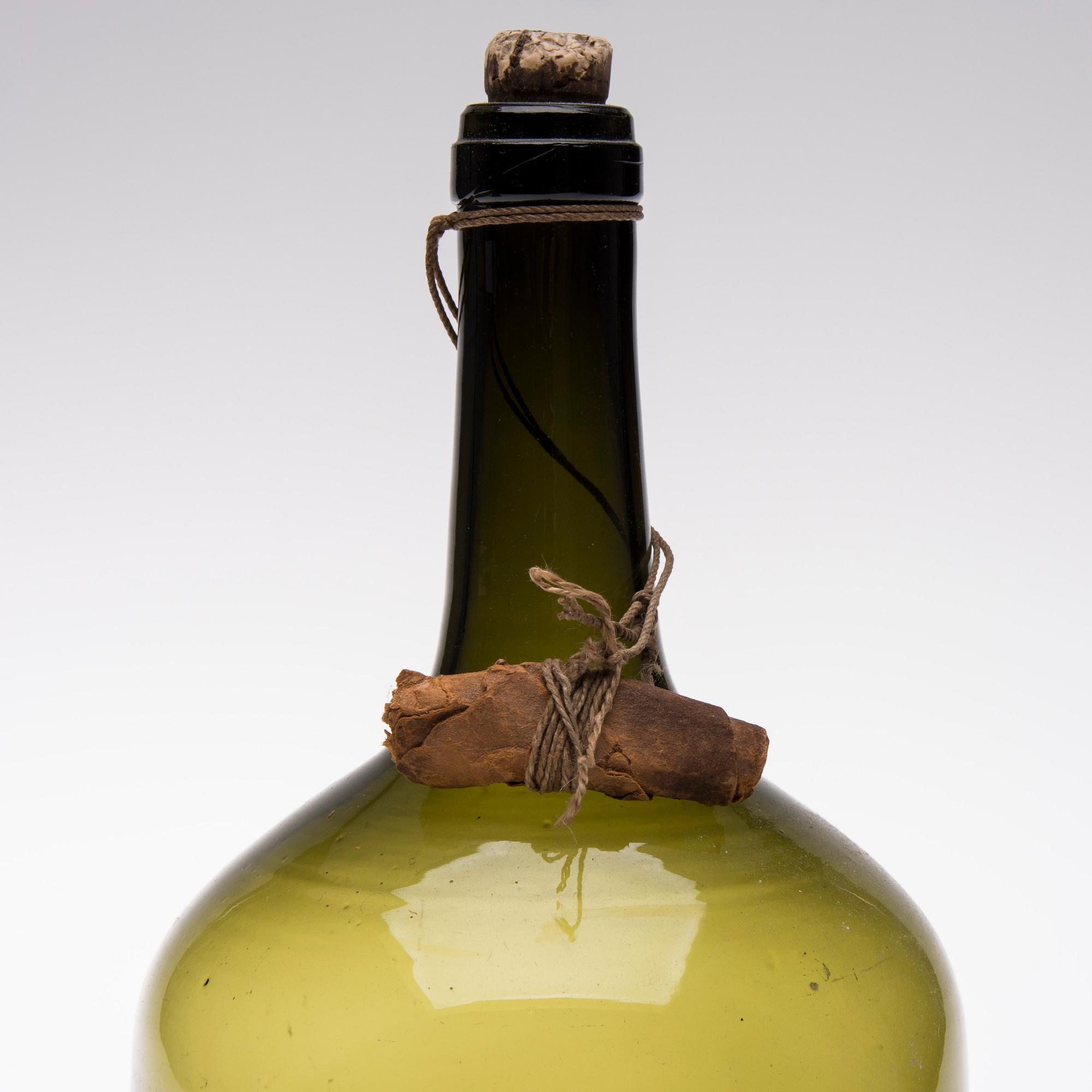 FLASKOR, 2 st, glas, 1800-tal.