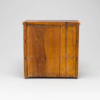 BARNBYRÅ/MINIATYRBYRÅ, omkring 1900.