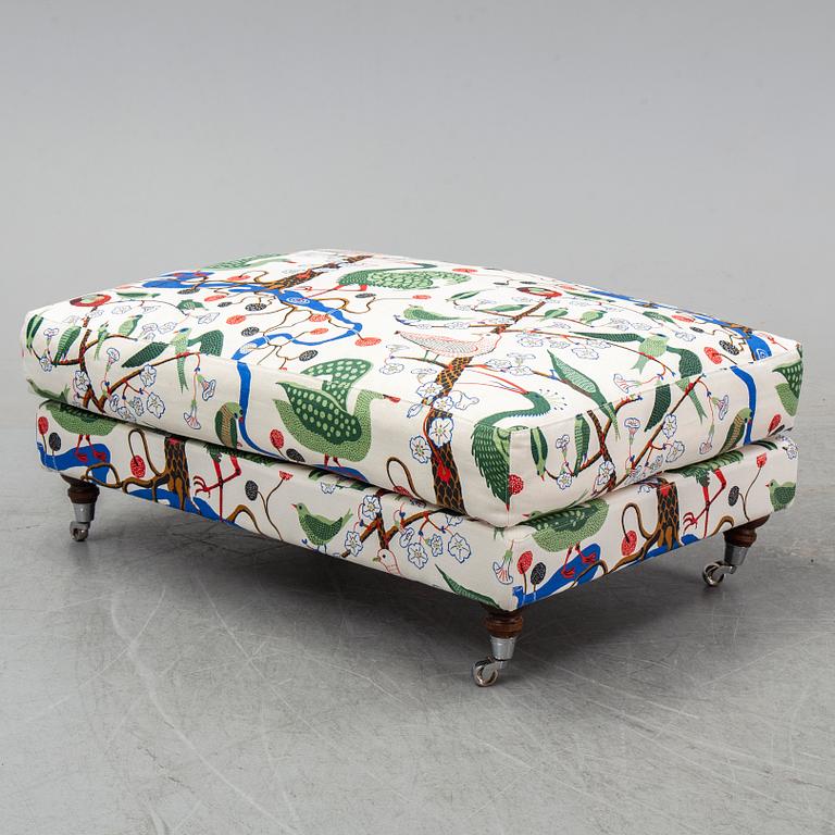 A foot stool from Norell Möbler.