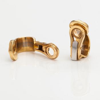 Cartier, Örhängen "Ressort CC", 18K gul-, röd och vitguld. Märkta Cartier, 976107.