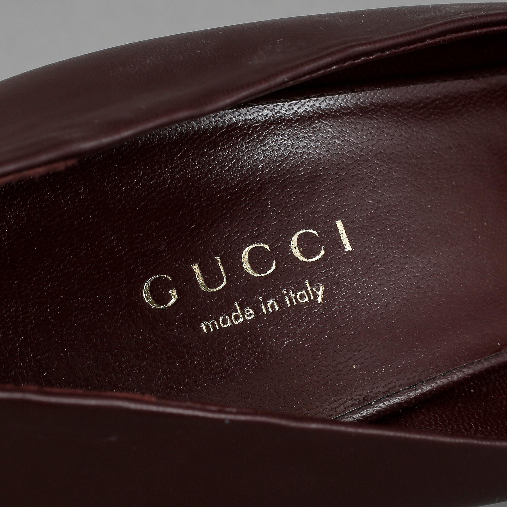 SKOR, ett par, Gucci, Nappa Charlotte Scarlatto.