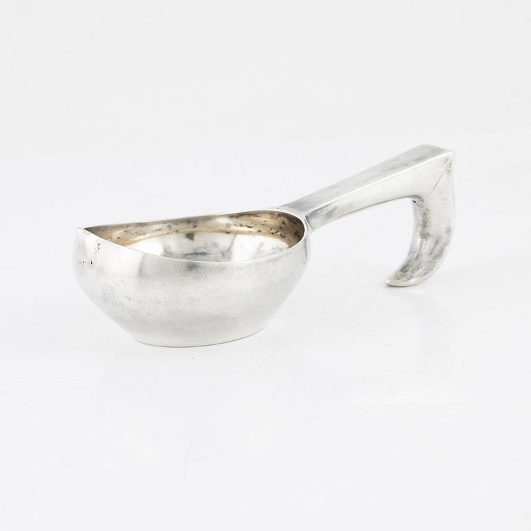 Aleksander B Ljubavin, kåsa, silver, St Petersburg 1896-1908.