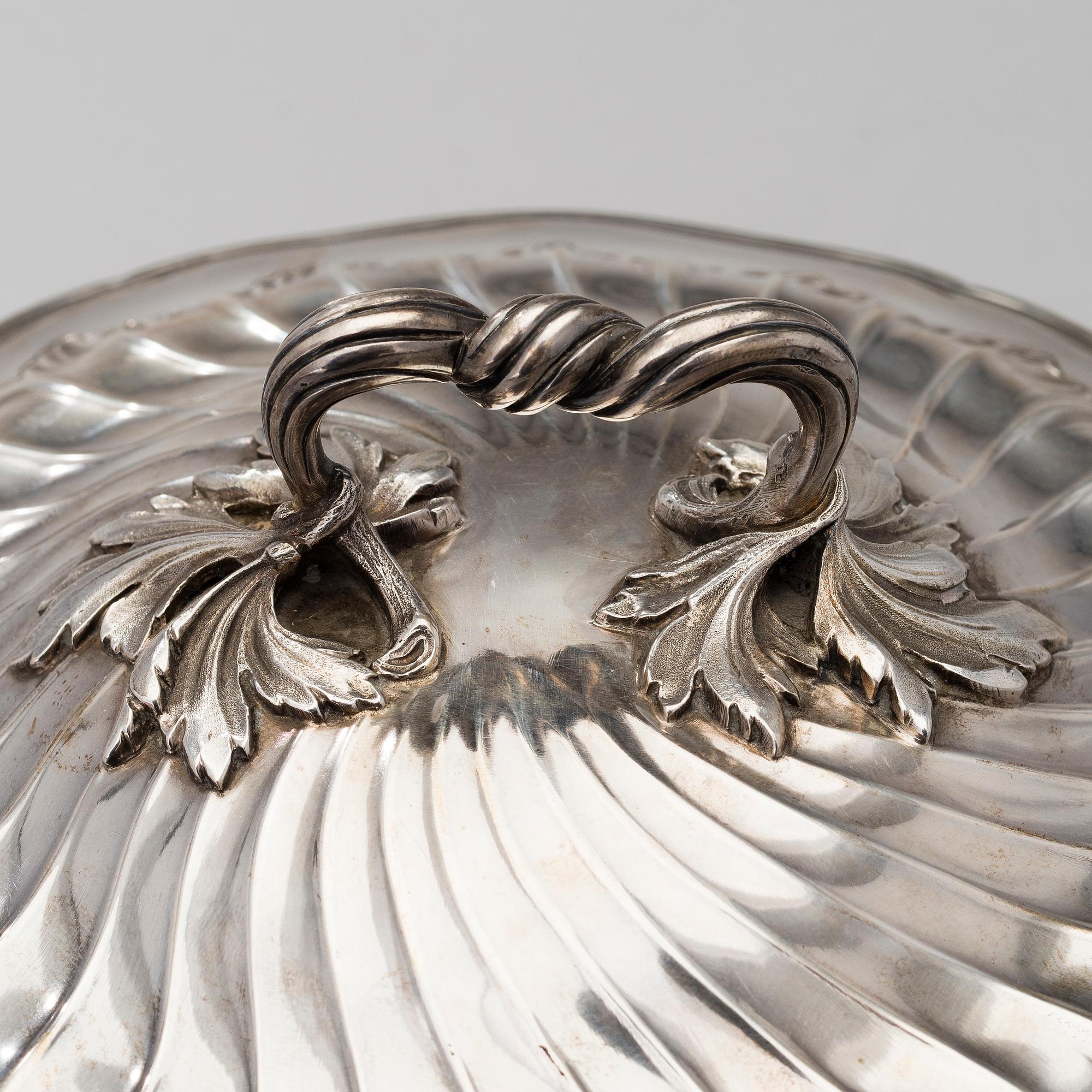 A TERRINE, silver, Flament & Champenois, France late 19th century, weight 1008 g.