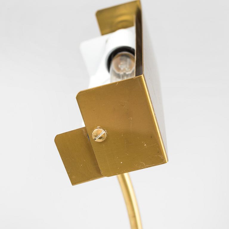 A BRASS PIANO LAMP, AHX0200, mid 20th century.
