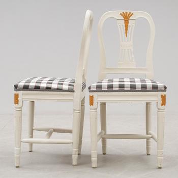 STOLAR, ett par, gustavianska, omkring 1800.
