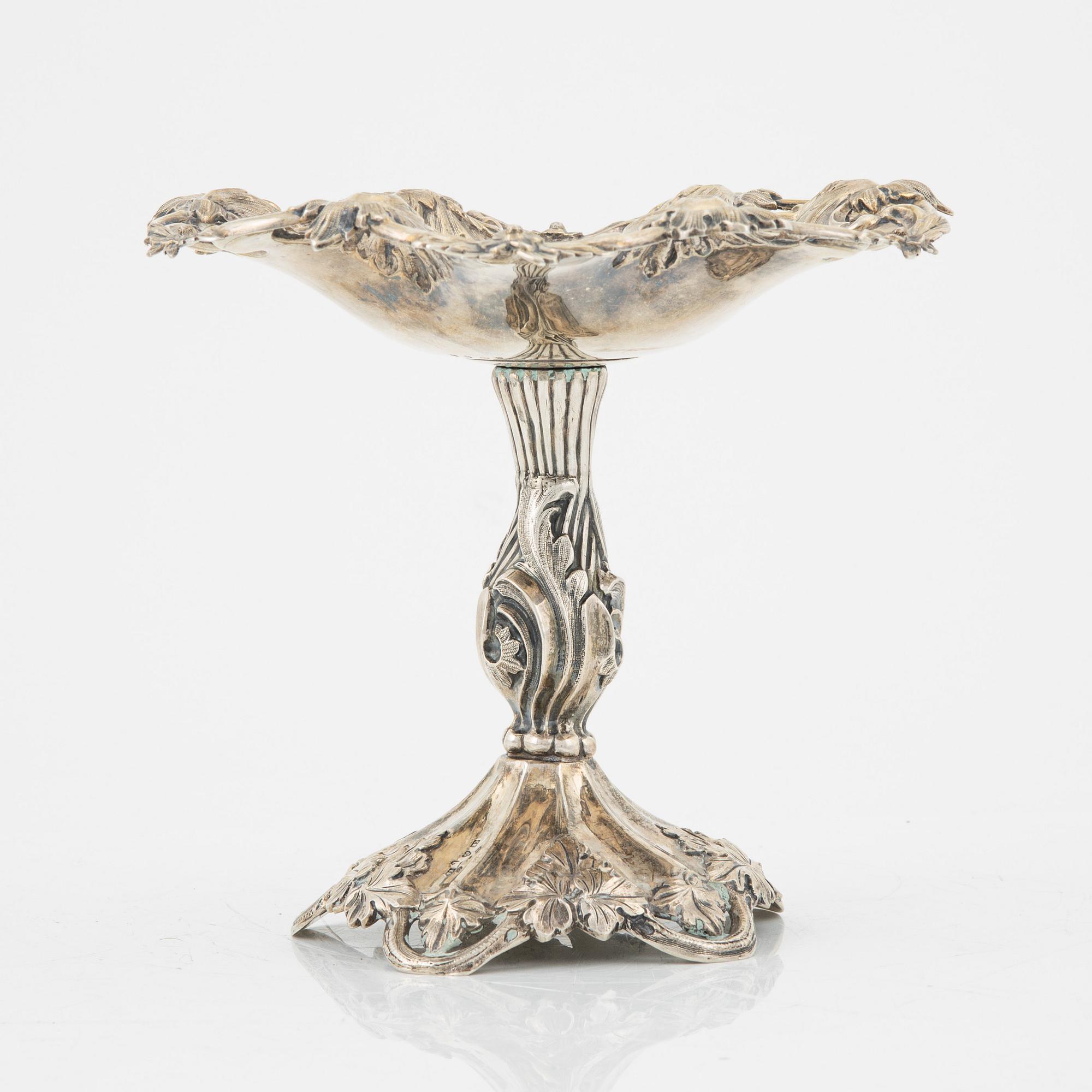 Christian Hammer, skål på fot, silver, nyrokoko, Stockholm 1867.