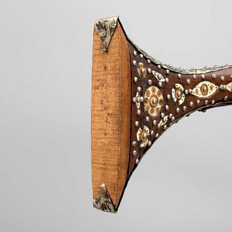 a 19/20th century musket, probably from north africa.