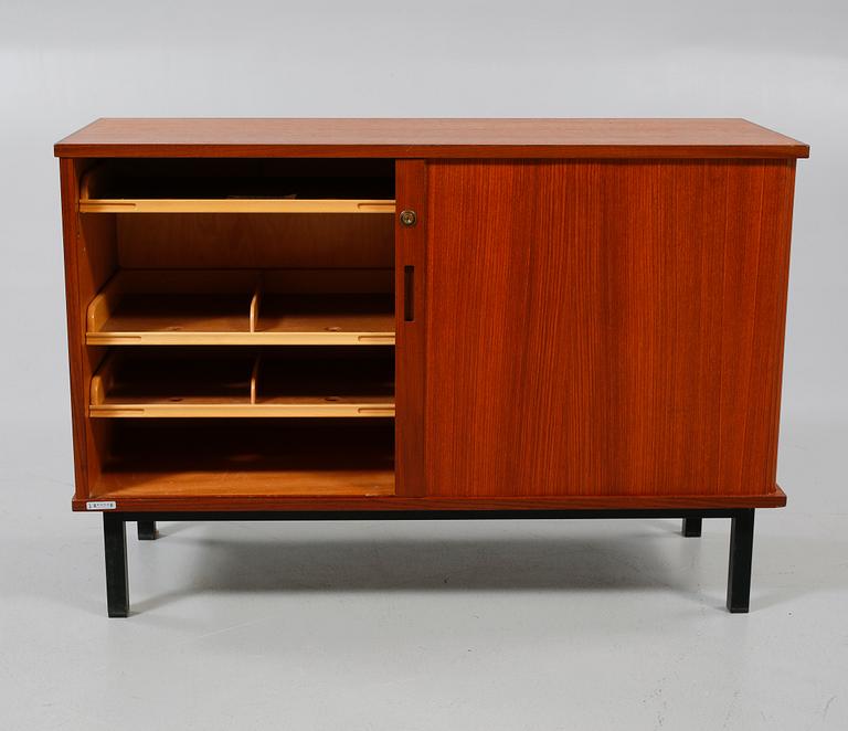 HURTS/SKÅP, J Regner Aktiebolag, 1950/1960-tal.