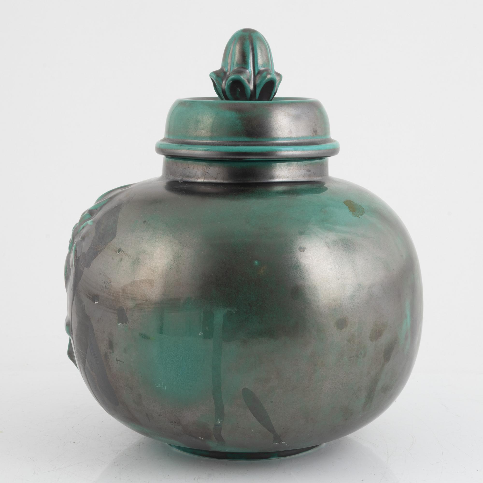 An earthenware urn with cover, Upsala-Ekeby, 1930's.