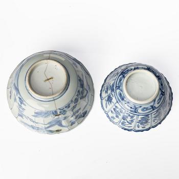 A group of four blue and white bowls, 17/18th century.