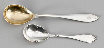 PARTI BESTICK, 26 delar, silver, bl.a. Sverige, 1800/1900-tal. Tot vikt ca 430 gram.