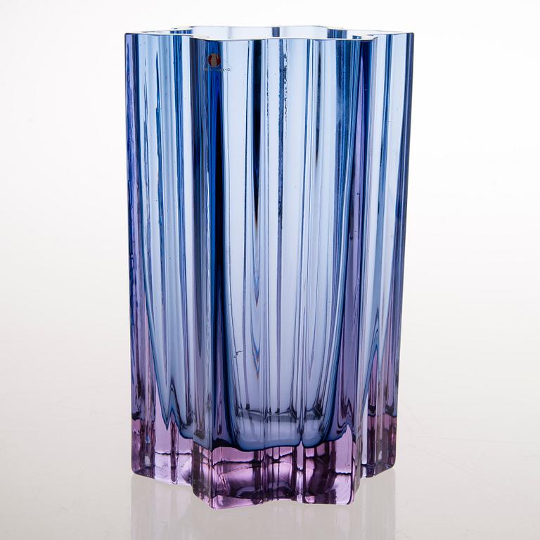 TAPIO WIRKKALA, A blue and lilac coloured glass vase signed Tapio Wirkkala, 3513.