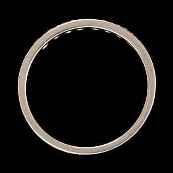 RING, 18k vitguld med 8 briljantslipade diamanter, tot ca 0,10 ct. Cesons Guldvaru AB, Göteborg 1968. Vikt 2,7.