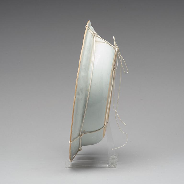 SKÅLFAT, kompaniporslin. Qingdynastin, Qianlong (1736-95).