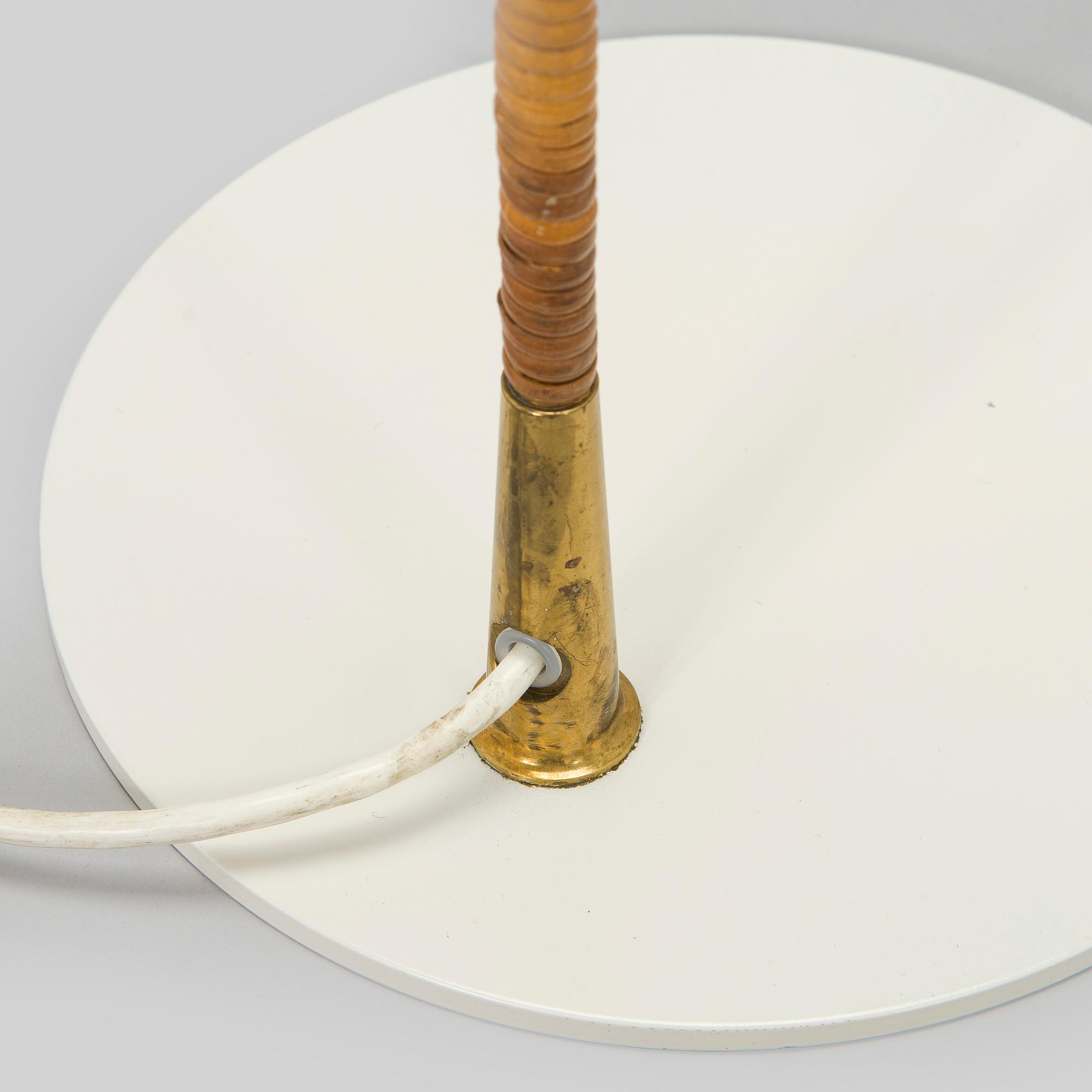 Paavo Tynell, a mid-20th century K10-10 floor lamp for Taito.