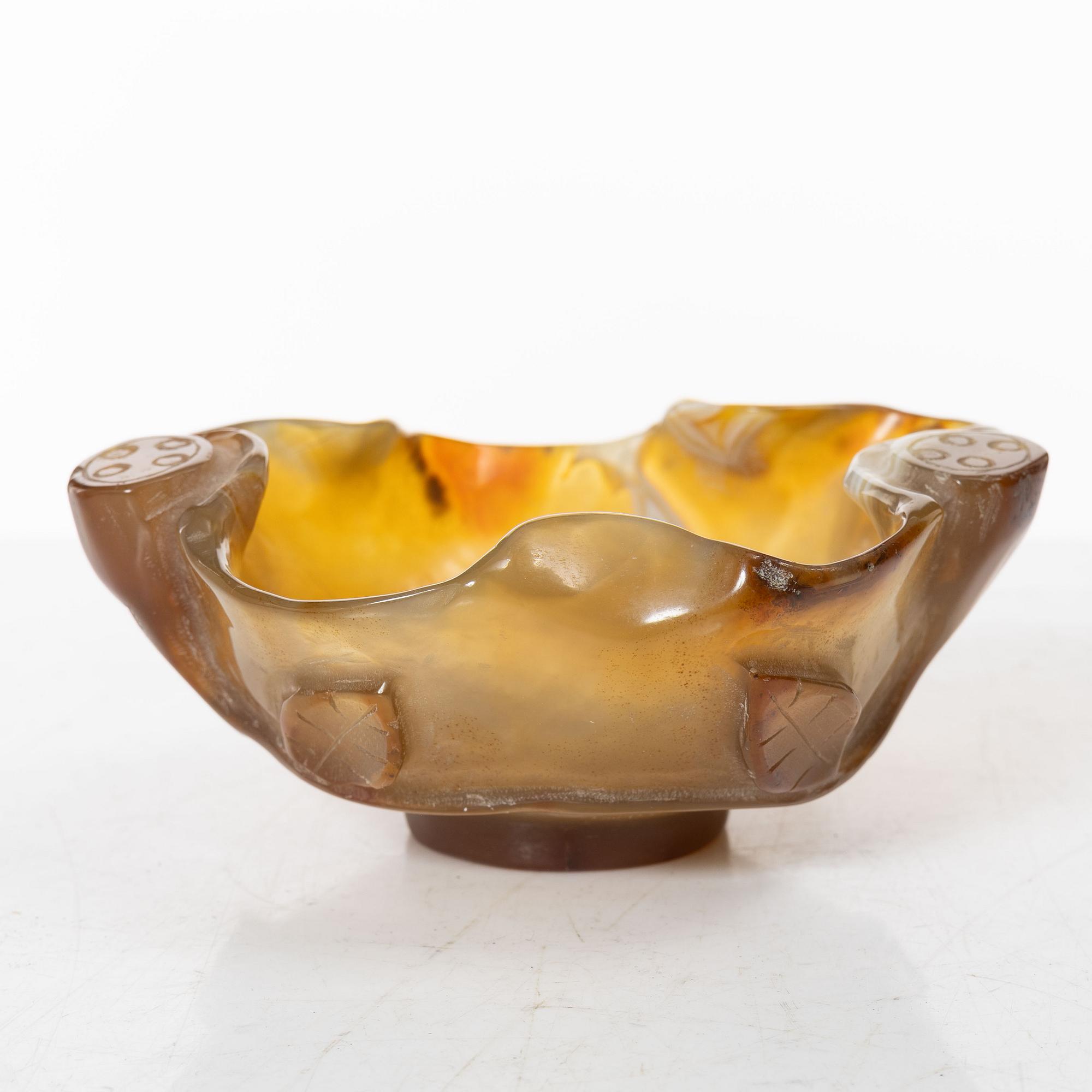 A Chinese agate 'lotus' bowl / brush washer, 20th century.