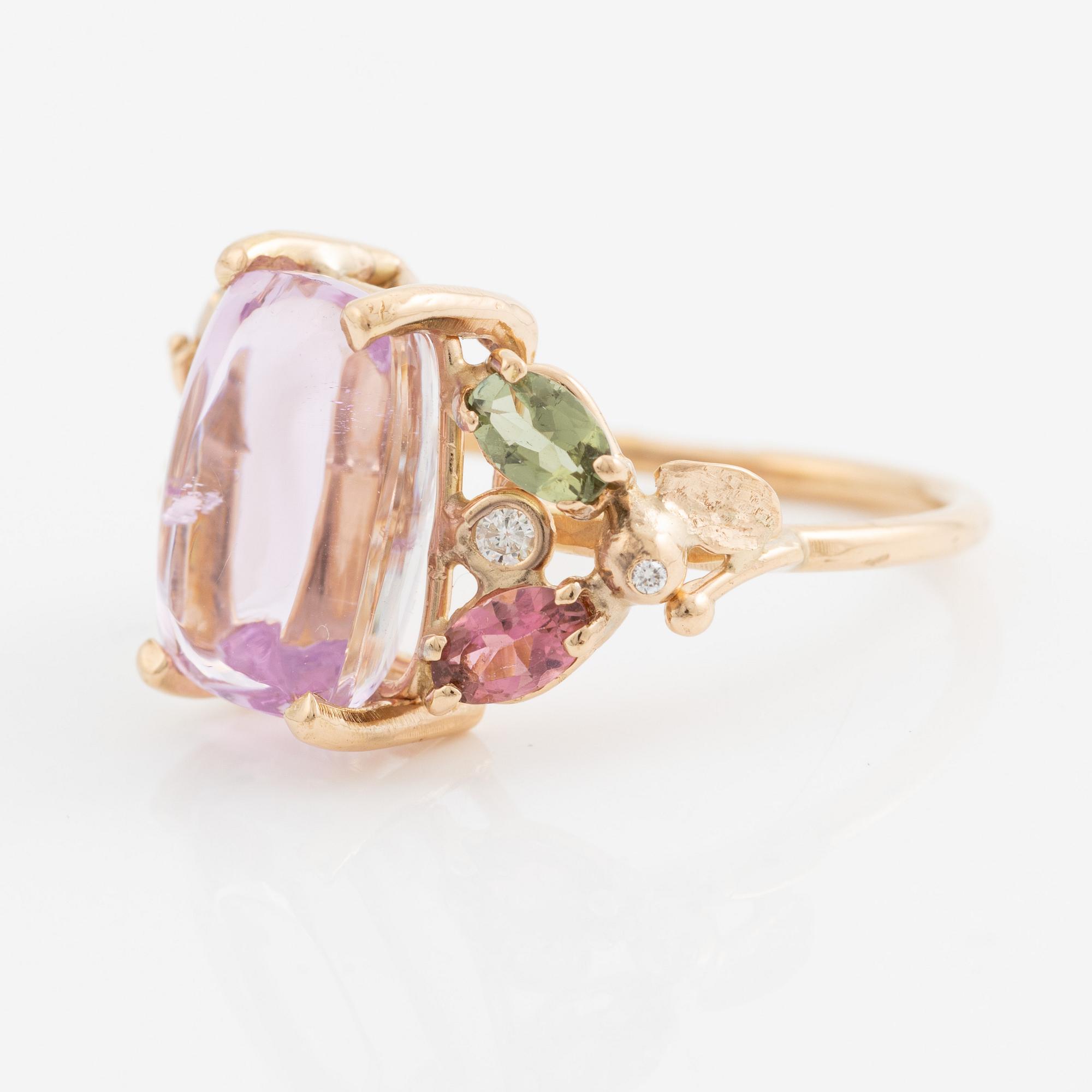 Ring, Mandelstam 18K gold with kunzite, tourmalines, and brilliant-cut diamonds.