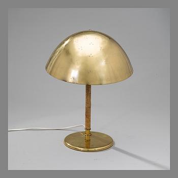 PAAVO TYNELL, TABLE LAMP. Manufactured by Taito Oy, 1940s.