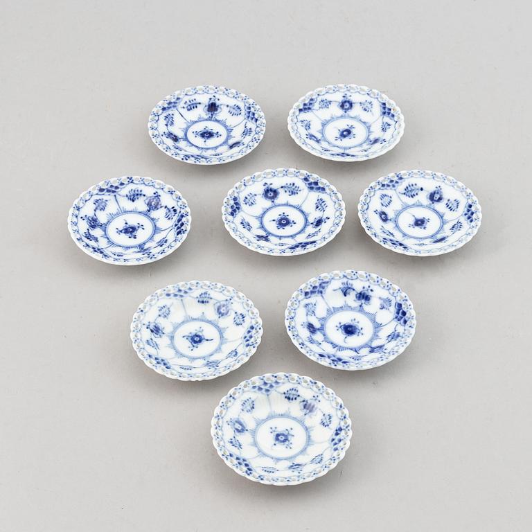 A mixed lot of Royal Copenhagen "Blue Fluted" porcelain 27 parts.