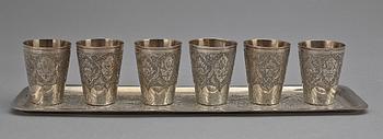 VODKABÄGARE, 6 st, silver. Sovjetryssland/Iran 1900-tal. Vikt 184 gr.