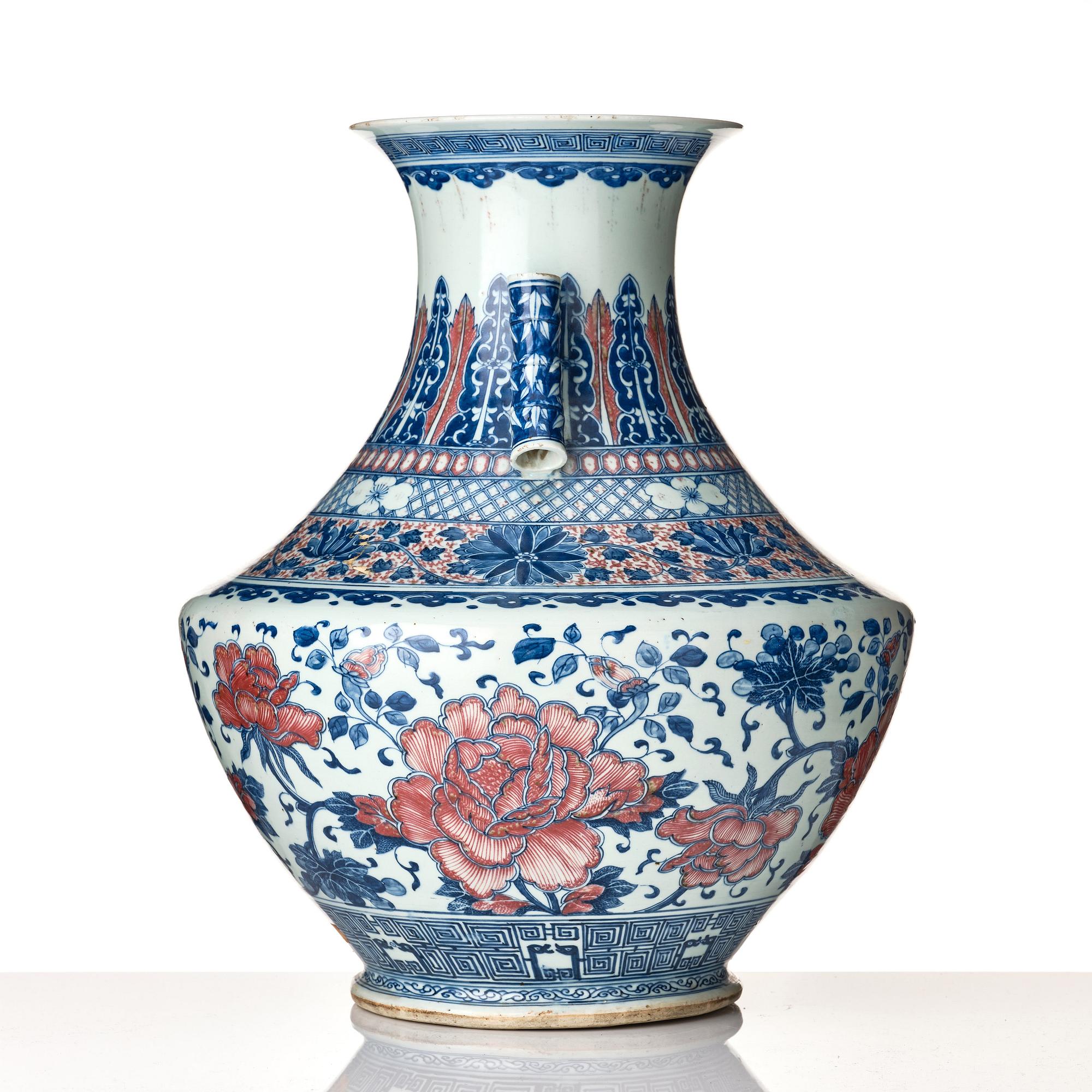 A large blue and white and iron red vase, Qing dynasty, 19th Century.